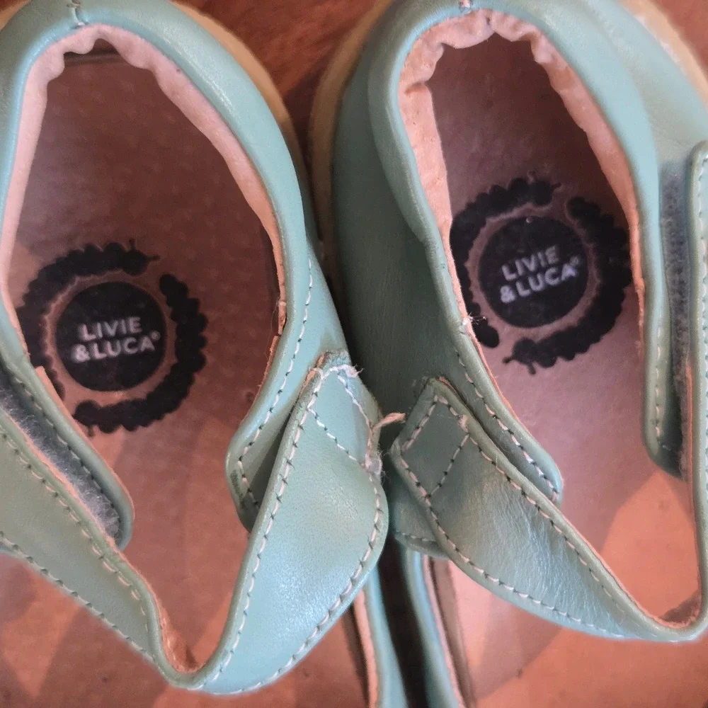 Livie & Luca Turquoise Blue Leather Bird Mary Jane Shoes Kids Girls Size 9